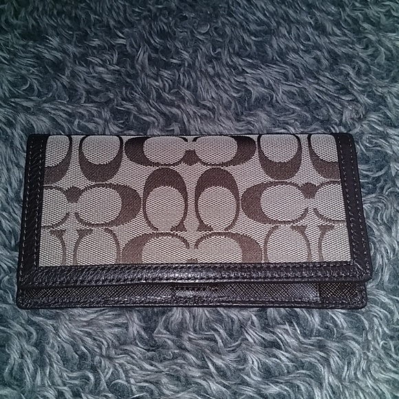 Coach Handbags - Coach Checkbook Cover